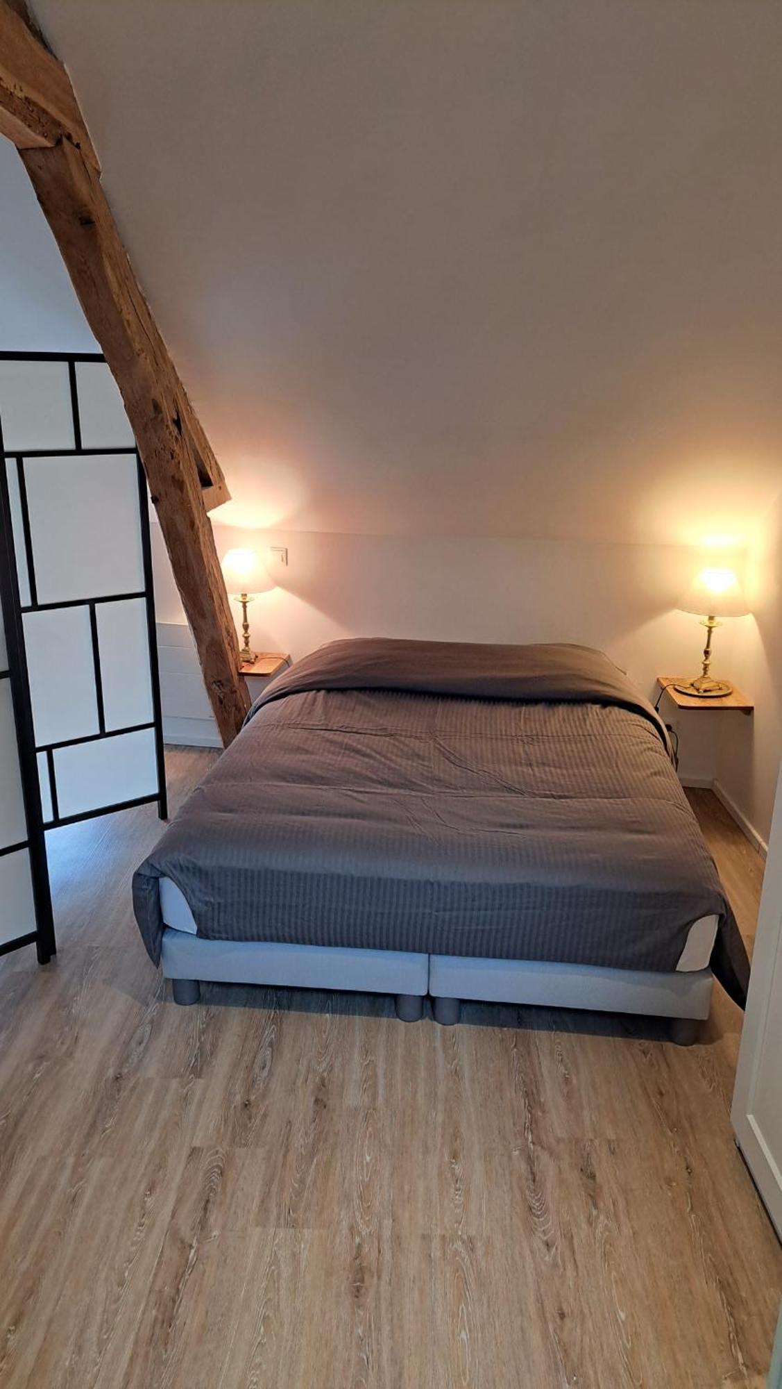 Les Petits Greniers Apartment